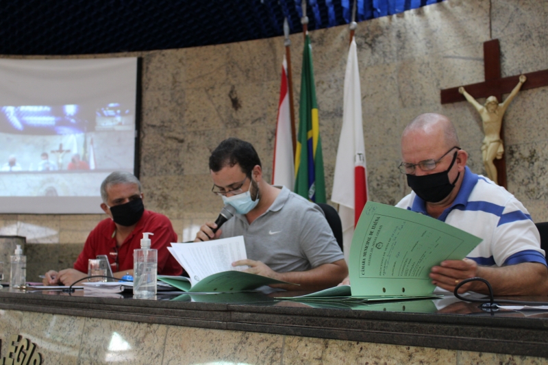 Câmara de Itaúna passa reuniões para vídeo conferência