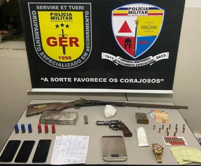 Casal é preso por tráfico de drogas e posse de armas