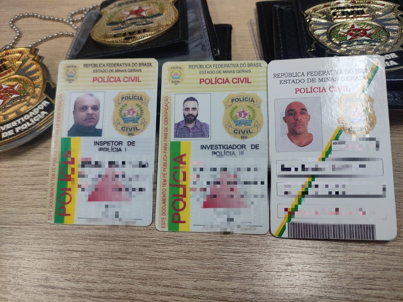 Trio é preso após se passar por policiais para aplicar golpe e extorquir dinheiro de vítimas em BH