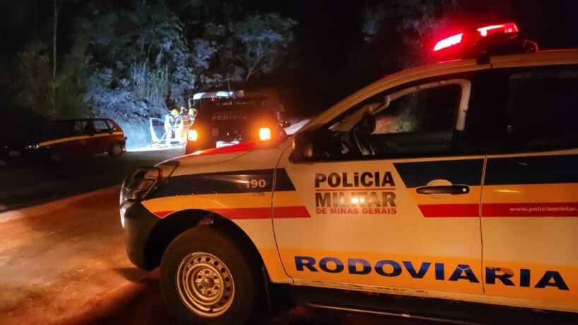 Homem morre em acidente na BR-354 entre duas carretas de carga