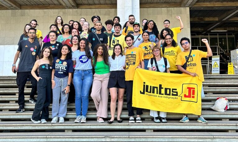 Aprovado projeto da deputada Lohanna que cria política de Restaurante Universitário na UEMG