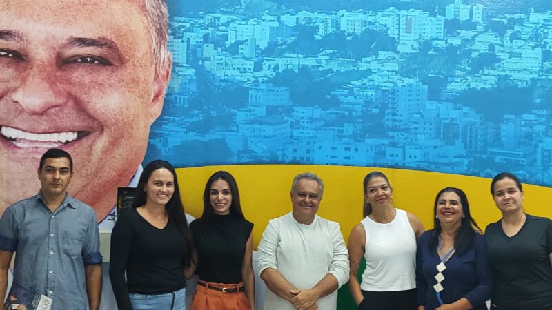 Gustavo Mitre, pré-candidato a prefeito, realiza encontros com diversos setores de Itaúna