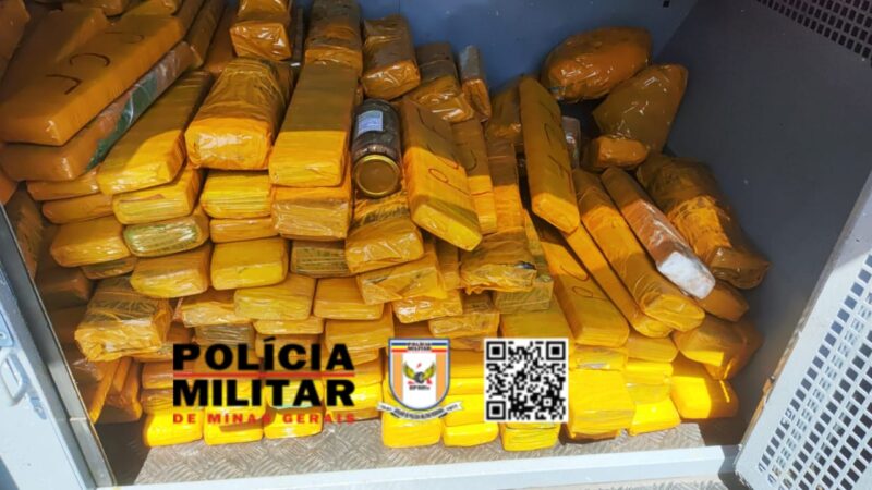 Polícia Rodoviária apreende carro clonado com 250 kg de droga e prende 4 pessoas