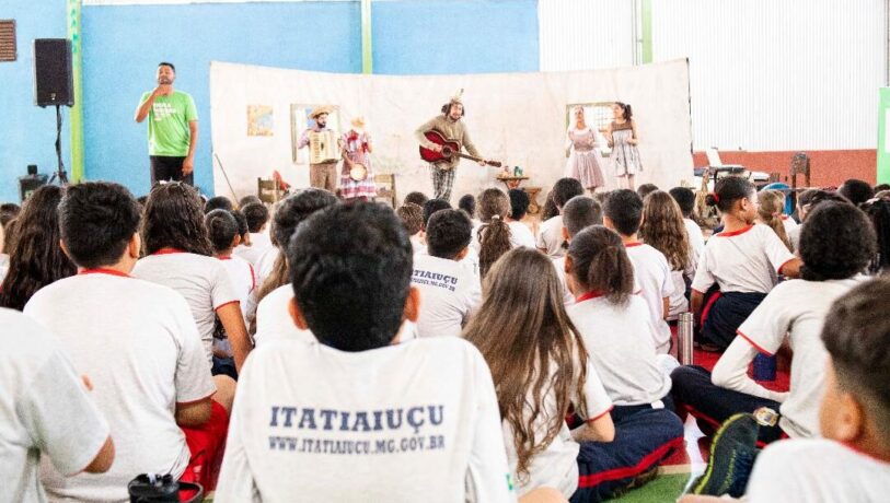 Instituto Usiminas promove concurso de redação e desenho na Escola Municipal Raimundo Benedito de Faria