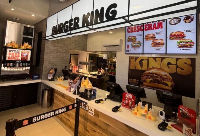 Burger King abre vagas de emprego em Itaúna e Nova Serrana; veja cargos e salários